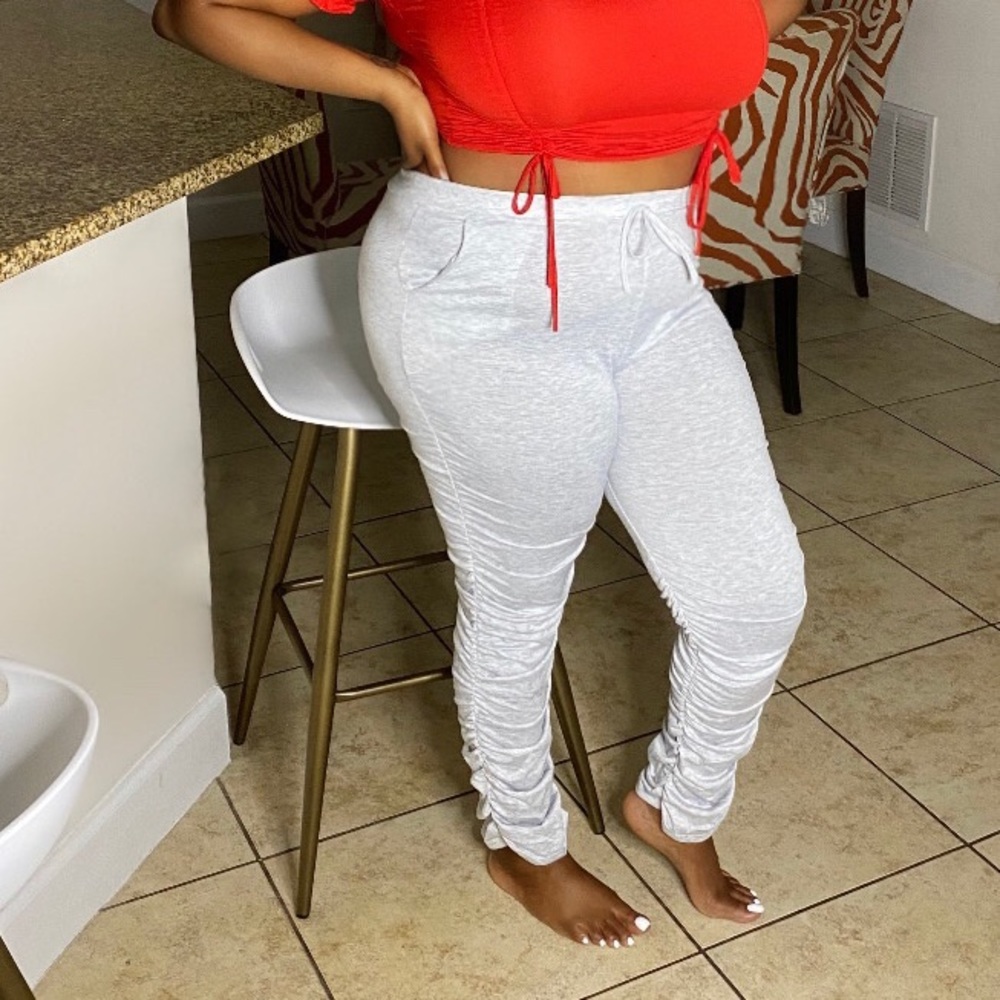 STACKED SCRUNCH PANTS